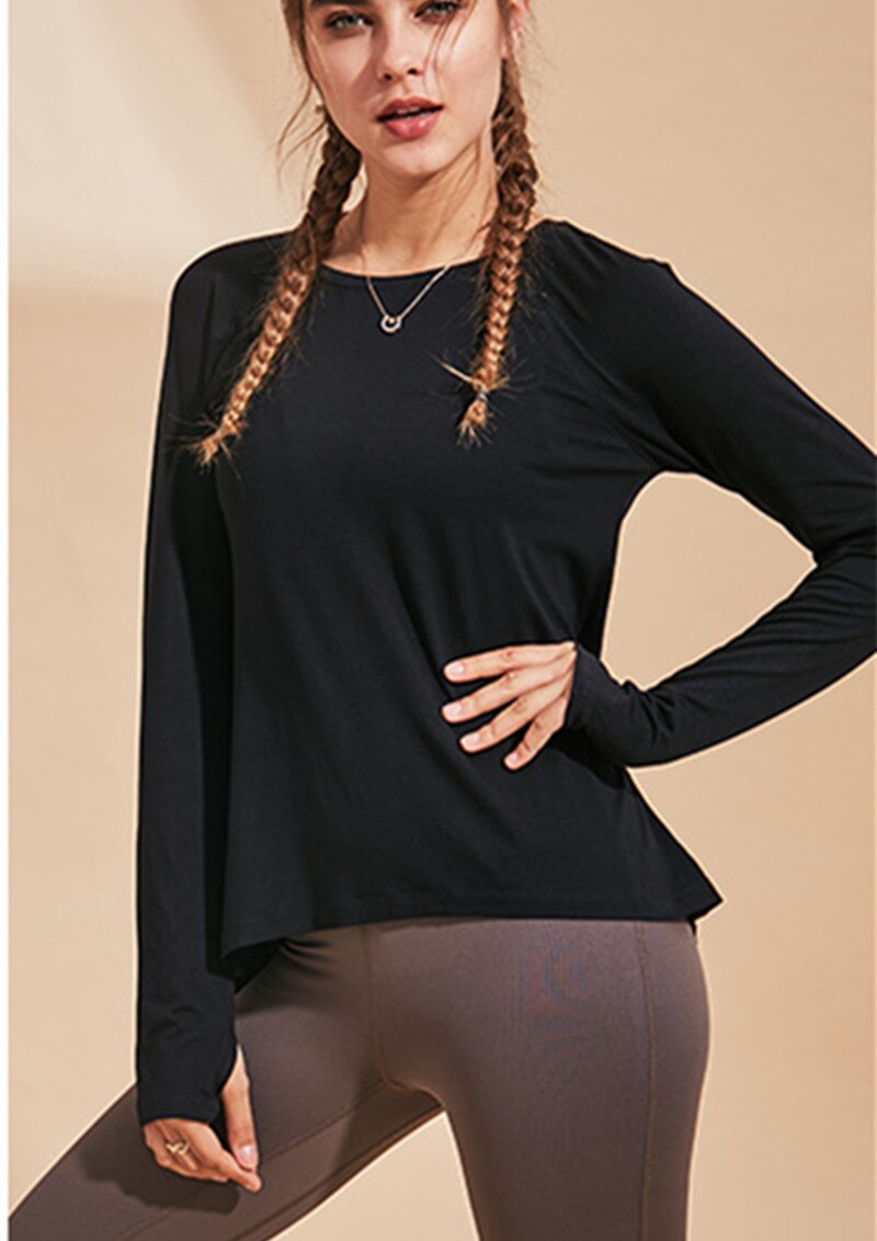 Cretkoav kvinder yoga shirt top med justerbar ryg cross-strap stil fitness løs langærmet t-shirt gym shirt: Sort / M