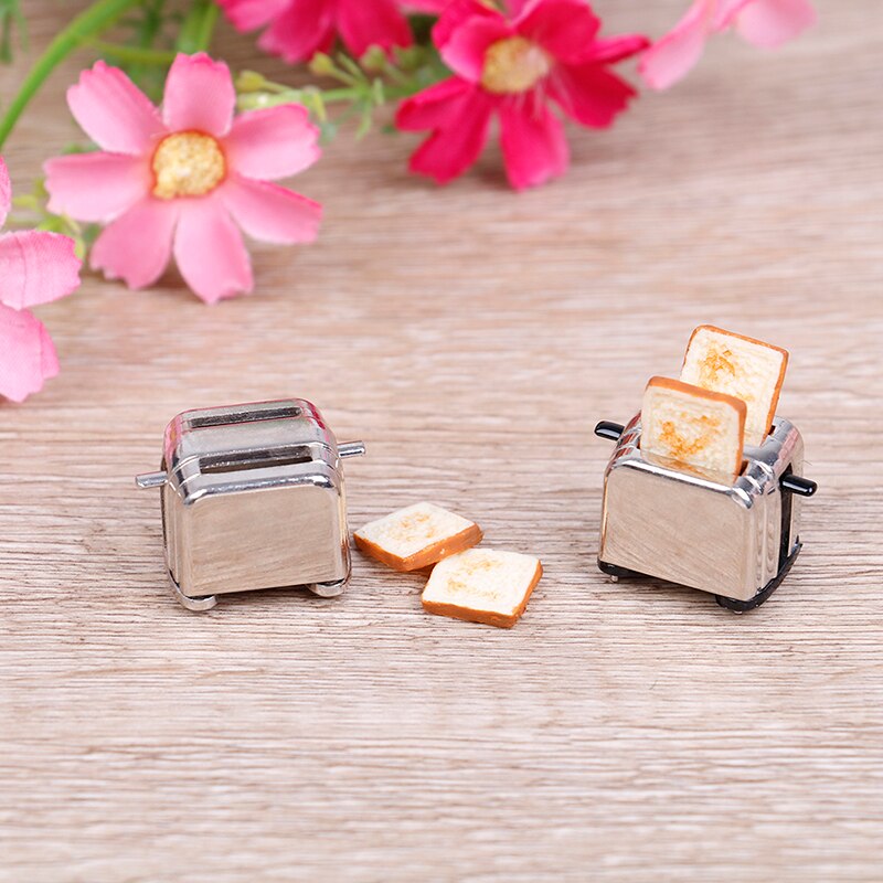 Neue Puppe Haus Mini Brot Maschine Toaster 1/12 Skala Mit Toast Miniatur Puppe Haus Zubehör Nette Dekoration