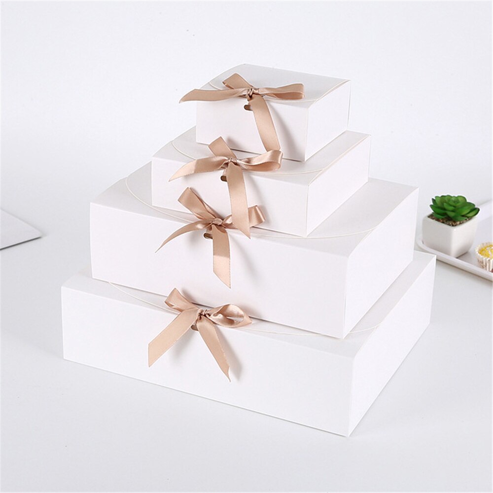 Vierkante Kraft Papier Doos Karton Pakket Valentijnsdag Snoep Opslag Dozen Met Linten