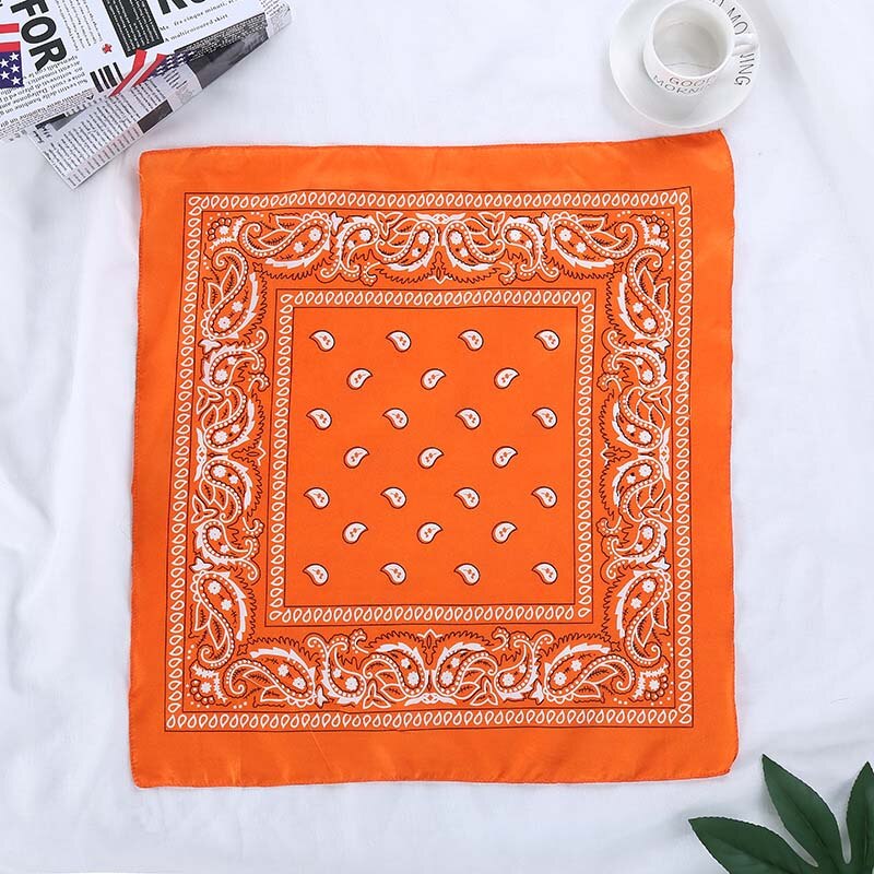 Vintage print bandana til kvinder hårtilbehør hovedtørklæde hovedbeklædning armbånd lomme håndklæde kvinde bandanas pandebånd 55*55cm: Orange gul