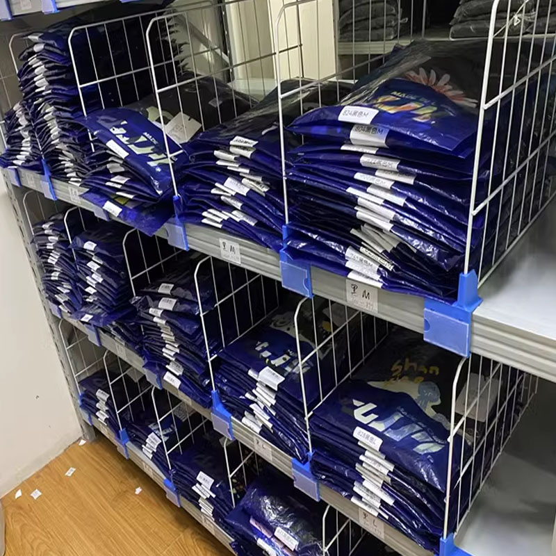 2PCS Shelf partition fence mesh grid partition fence warehouse shelf Dividers Wire Shelving home Closet storage organization