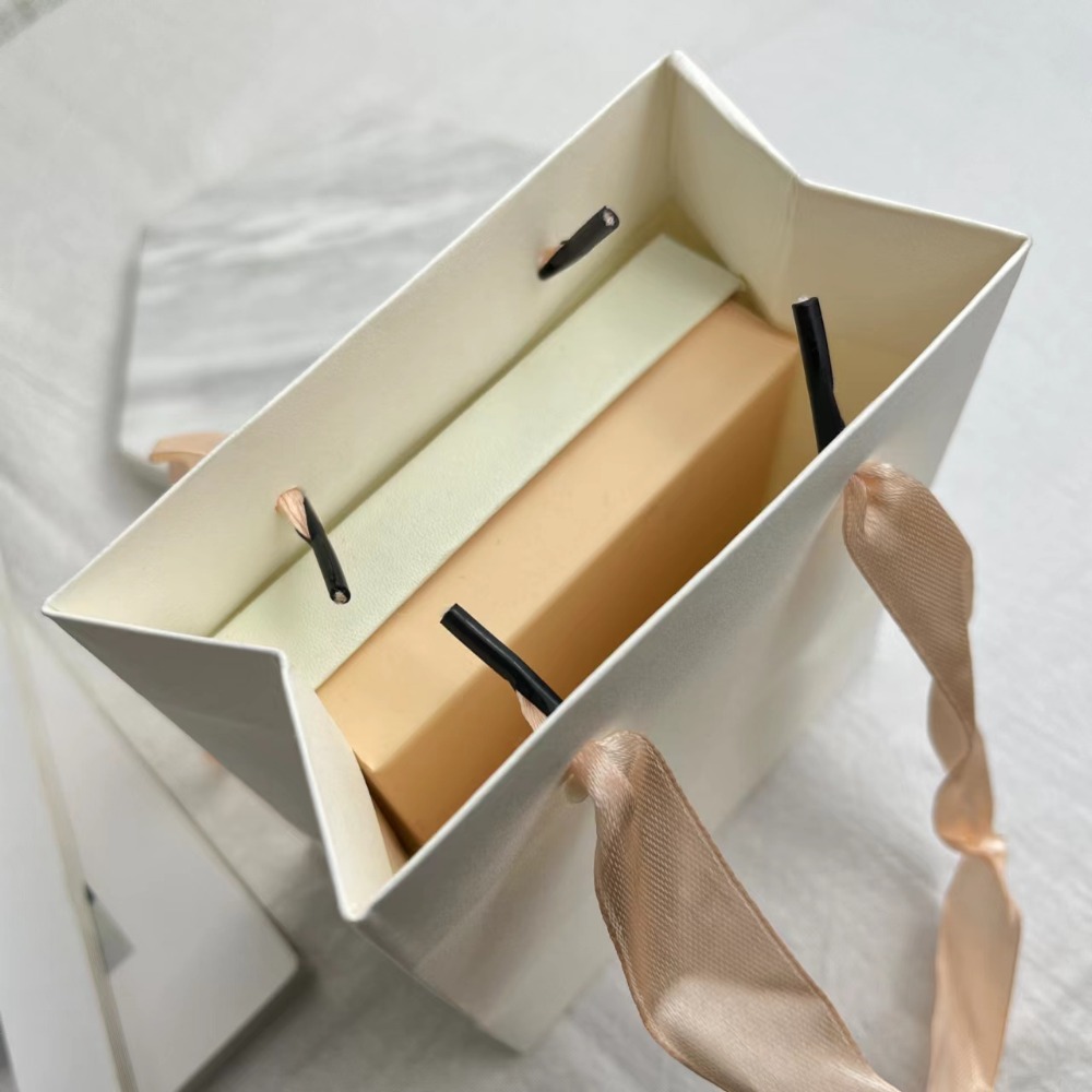 Caja de joyería al por mayor, anillo, pendiente, pulsera, collar, brazalete, caja de exquisita, conjunto de bolsas, cajas de embalaje blancas,