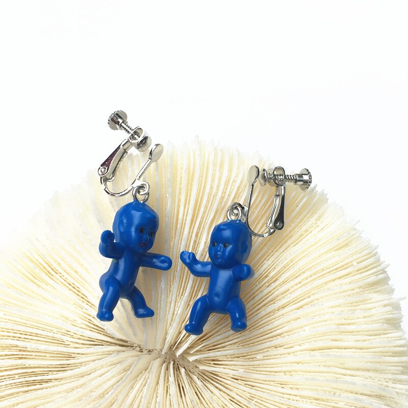 drôle bébé poupée forme coloré boucles d'oreilles pour femmes fille créative Harajuku Cool goutte boucles d'oreilles fête déclaration bijoux: Clip 1
