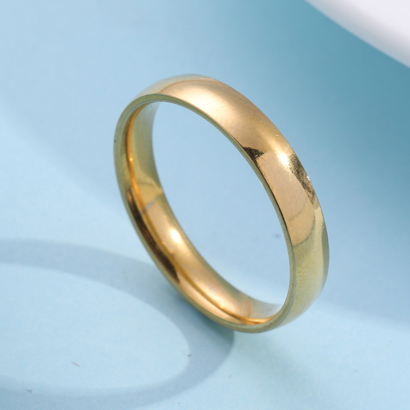 Anillo de acero inoxidable liso Simple a la para mujeres y hombres, anillos clásicos para parejas, joyería de compromiso de boda: 7 / Oro