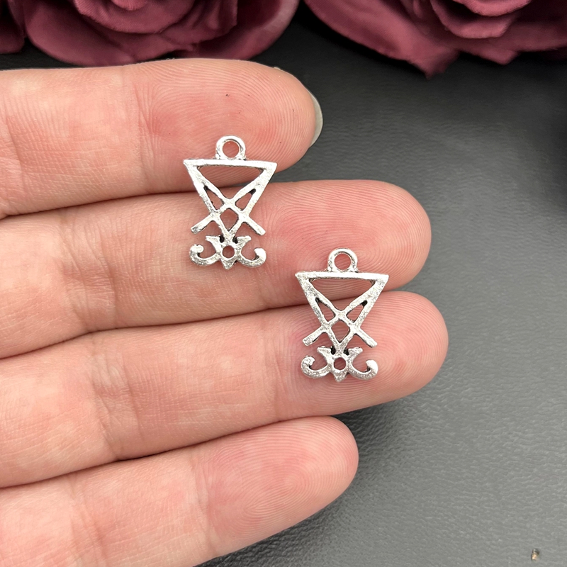 10 unids/lote de colgante Sigil de Lucifer, colgante con sello de Satán, símbolo de Lucifer satánico, colgante de 20*14mm