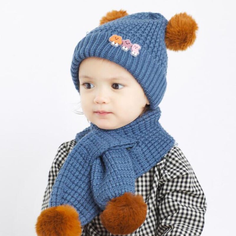 Doitbest 1 to 4 år gammel vinterhue til børn baby pels kugle strik hatte vinter 2 stk dreng pige hat tørklæde sæt: Blå