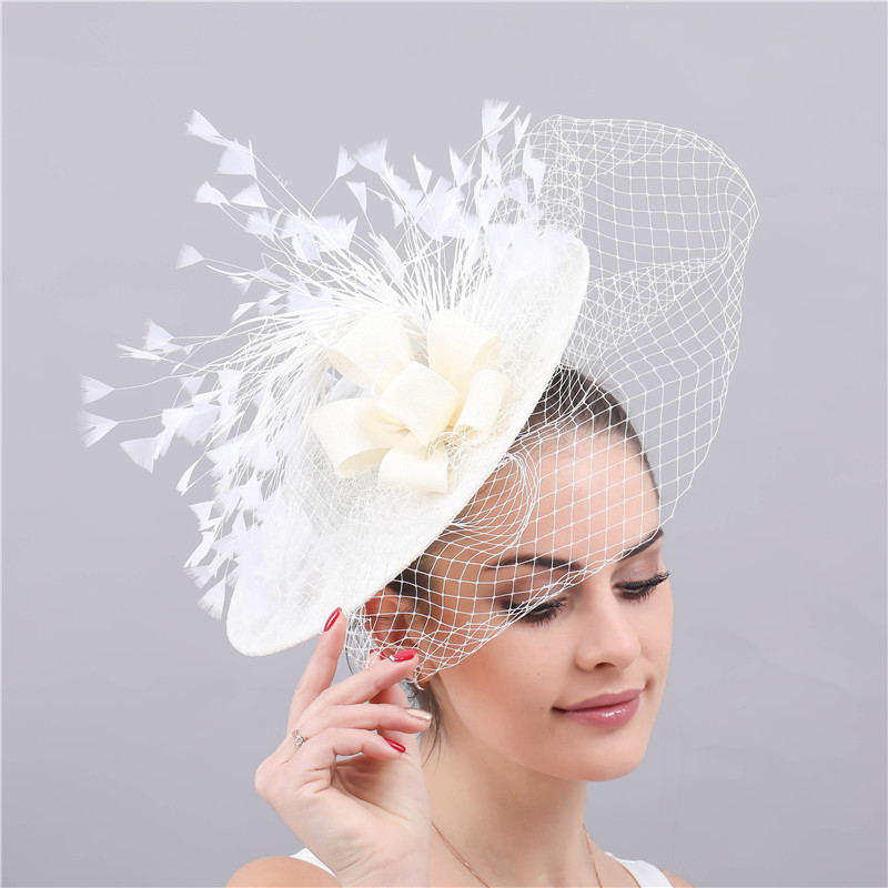 Janevini Grote Elegante Vrouwen Hoeden Bruiloft Facinators Linnen Mesh Birdcage Veil Ivoor Prinses Bruid Kant Hoed Accesorios De Novias: Ivoor
