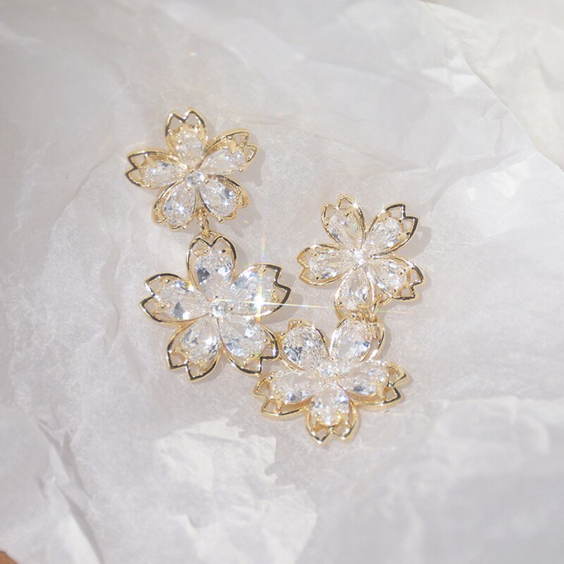 Super brillo de oro auténtico de 14k con doble flor para mujer, aretes ostentosos de circonia cúbica AAA, pendiente de tuerca, joyería de boda, colgante