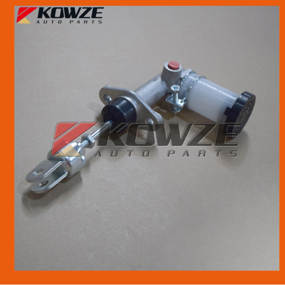 Clutch Master Cylinder For Mitsubishi PAJERO MONTERO Shogun II 2nd 1990-2004 RHD MR151615