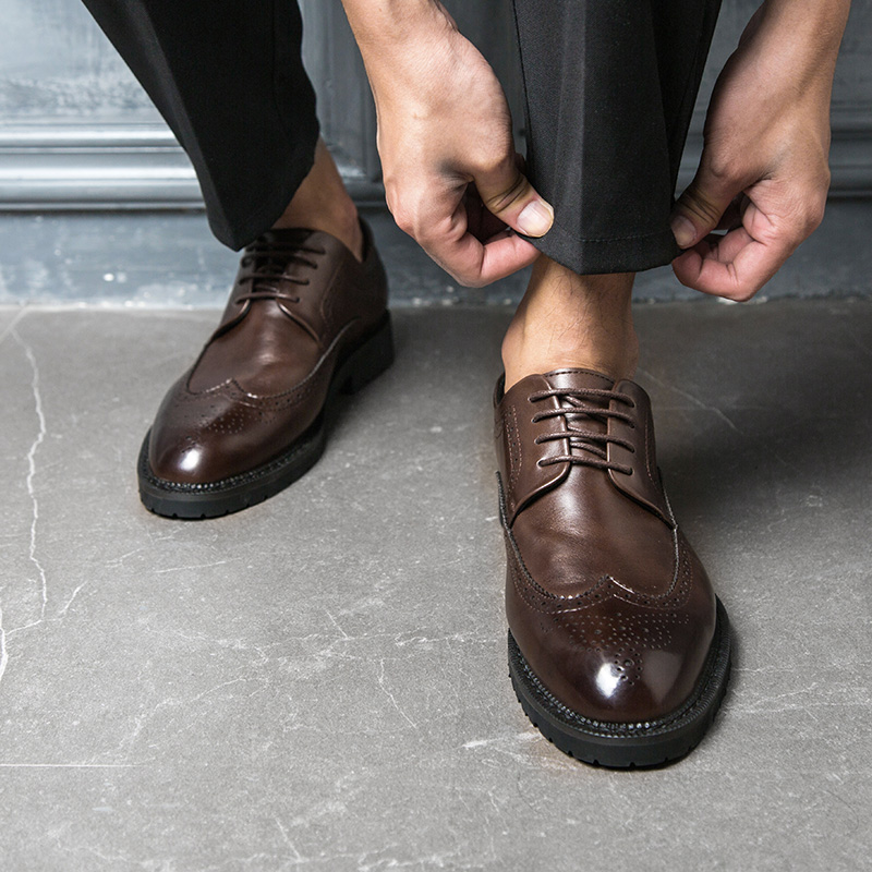 Comfortable Men's Leather Brogue Formal Dress Shoes - Tan main image 0