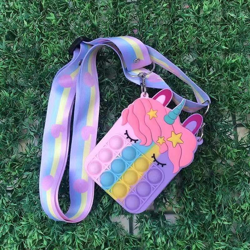 Silikonowa torba dziecięca przedszkolaki śliczne dzieci w kształcie kreskówek truskawkowy ananas naciskać denerwować po bańka jednorożec moneta torebka: 3