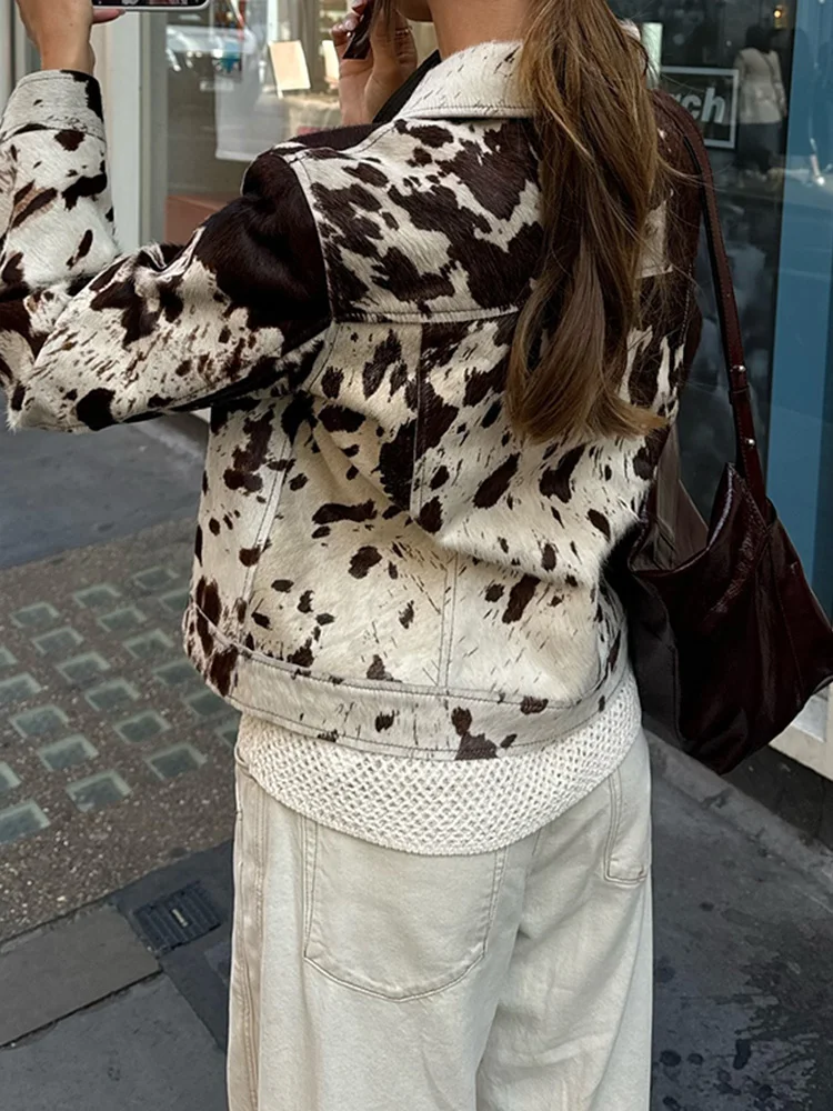 Vintage trykt damejakke med trykknapper, cropped niche, lange ærmer, flaplommer, kort frakke, elegant dameovertøj