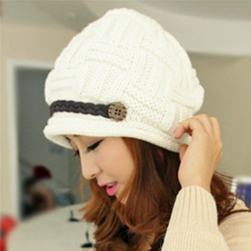 GAOKE 1Pcs,Woman Knitting Earmuffs Hat, Winter Pure Manual Warm Cap, Five Color, Christmas