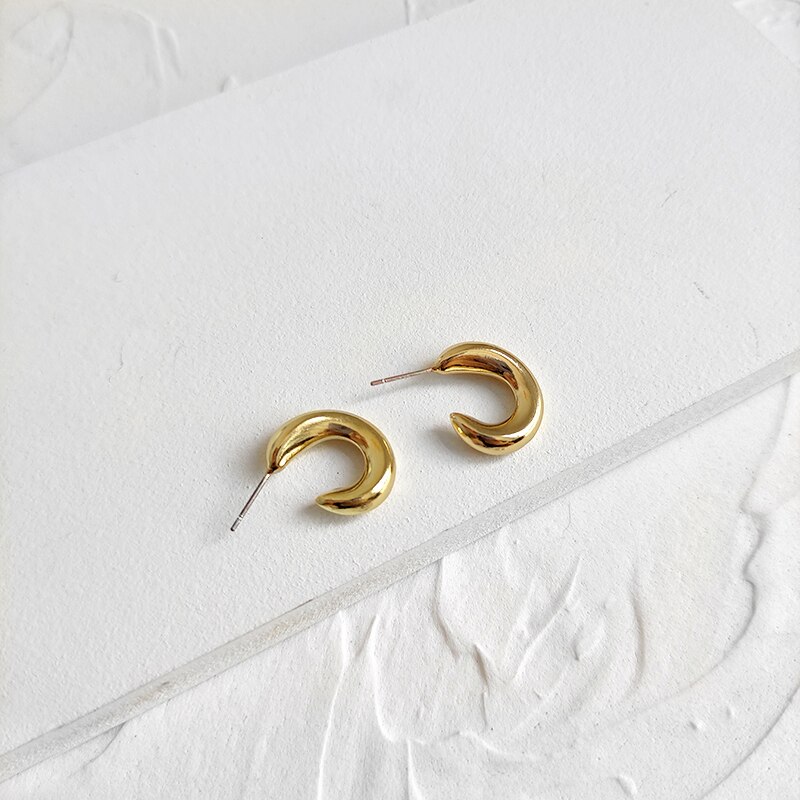 Peri'sBox Gold Silver Color C Shape Small Hoop Earrings Irregular Geometric Earrings for Women Minimalist Earrings Hoops Trendy: Gold