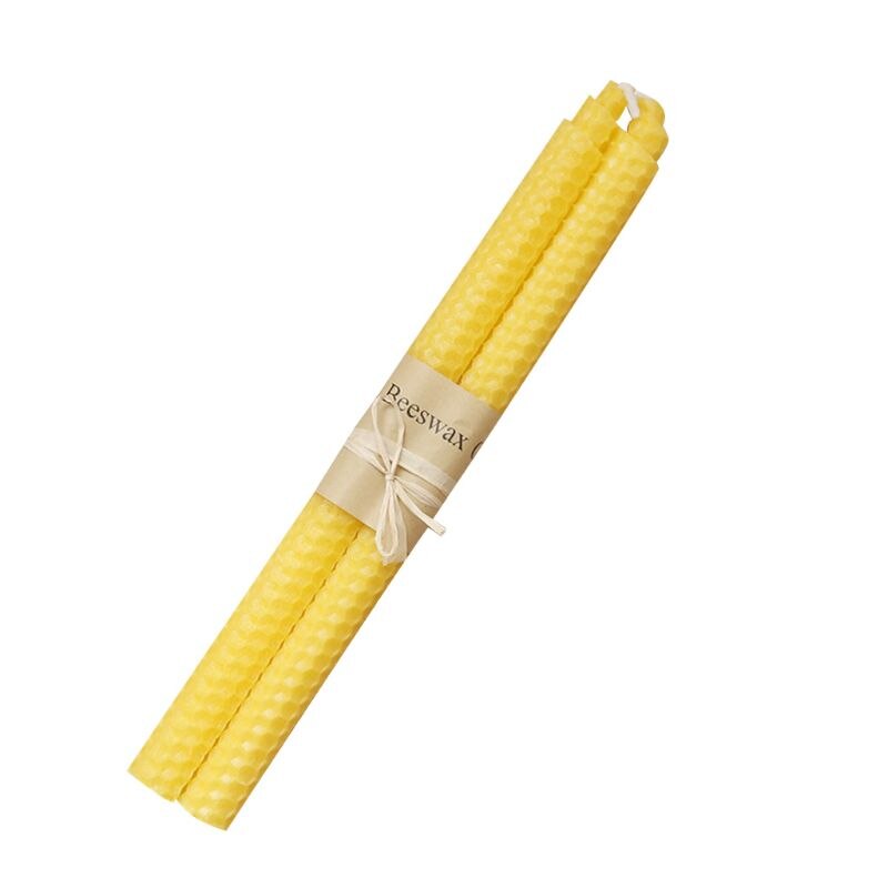 Zwarte Bijenwas Kaars in De Vorm Van Een Heksenhoed Stock Foto Zwarte Bijenwas Kaars in De Vorm Van Een Heksenhoed Stock Foto