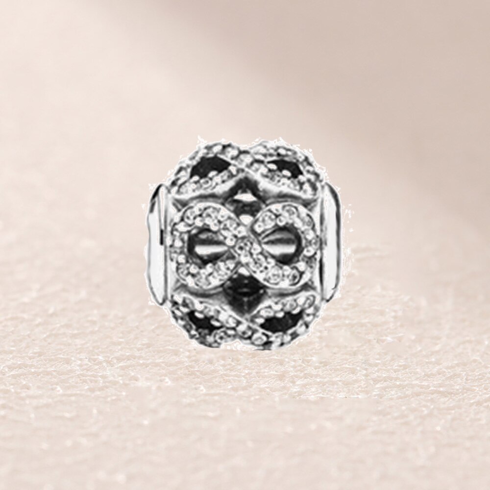 796047CZ WELCOME COLLECTION Charm in silver with cubic zirconia