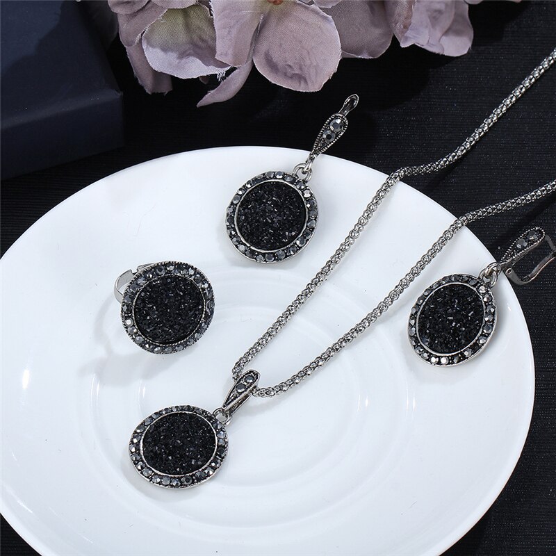 Ensembles de bijoux de charme pour femmes ensembles de bijoux de fête en strass noir chaîne ronde pendentif en pierre collier boucles d'oreilles anneau