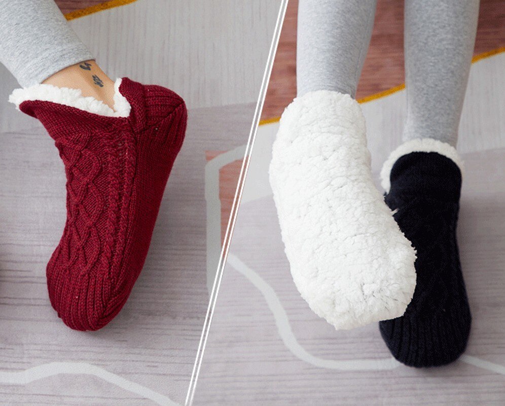 Calcetines gruesos de algodón para el hogar, medias antideslizantes para dormir, zapatos cálidos de invierno para dormitorio, para niñas, novedad