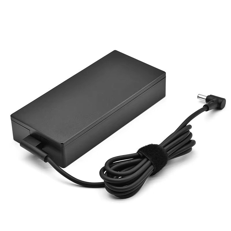 20V 10A 200W Laptop Power Adapter Charger 6.0*3.7MM Port ADP-200JBD AC Adapter For ASUS FA706QM FA506QR FX517ZE FX516P FX517ZC