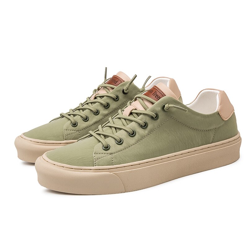Klassisk stil män skateboard skor utomhus promenad jogging sneakers snörning atletiska skor män tenis zapatillas hombre: Armégrön / 8.5
