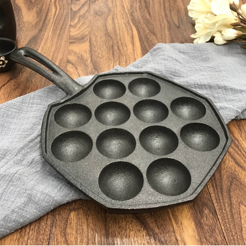 Takoyaki Pan 12 Molds Cast Iron Takoyaki Maker Skillet Japanese Octopus Meat Mold No-stick Baking Tray for Octopus Balls