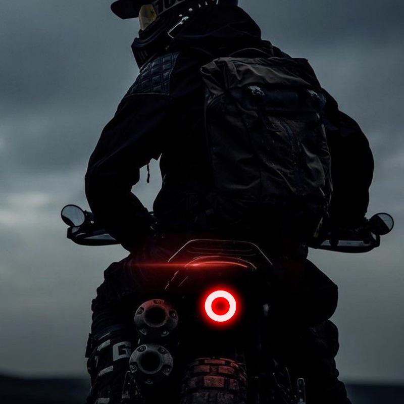 2 uds pegatina reflectante para coche pegatinas para parachoques trasero Aoto pegatina de seguridad antiarañazos accesorios exteriores tiras reflectantes