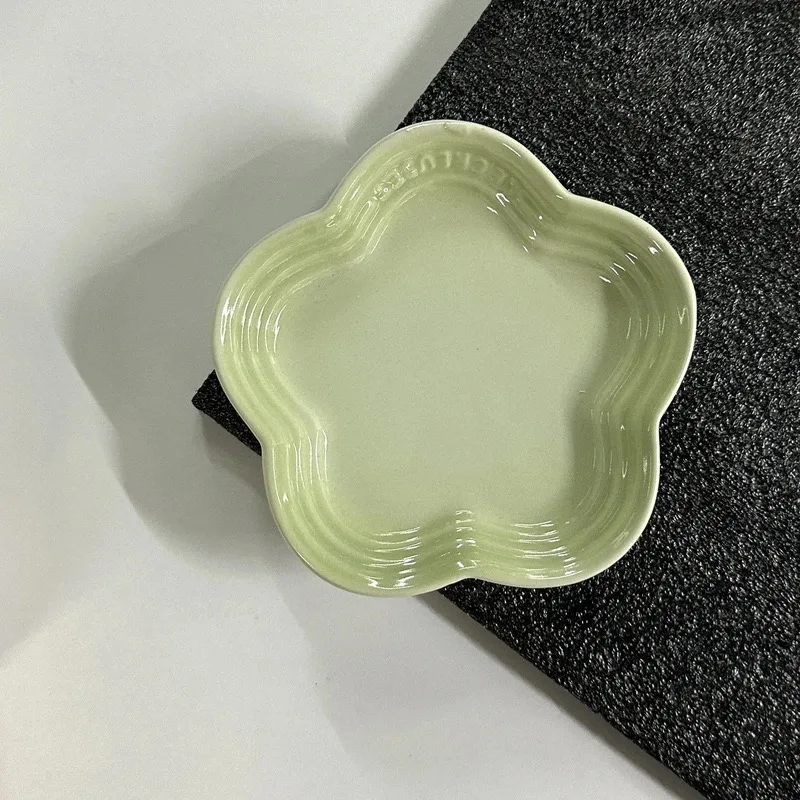 Plum Blossom Small Plate 14cm Sauce Plates French Cool Color Cake Dish Gradual Spit Bone Dishs Tableware Ceramic Dessert: Brown