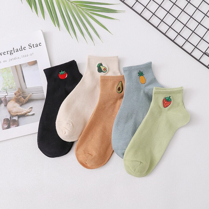 Cute socks cartoon strawberry funny kawaii harajuku chaussette femme woman happy sokken calcetines soft sock