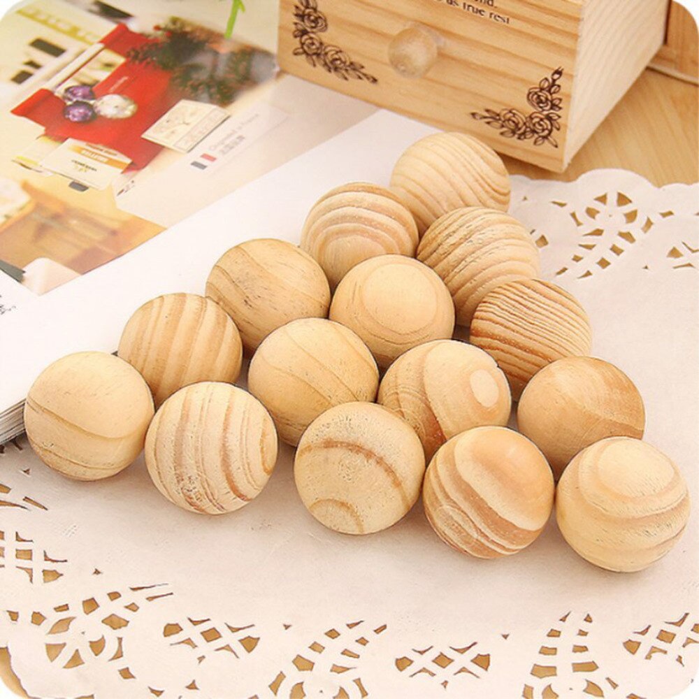 50pcs Natural Cedar Wood Balls Moth Repellent for Drawers Storage Boxes Closets