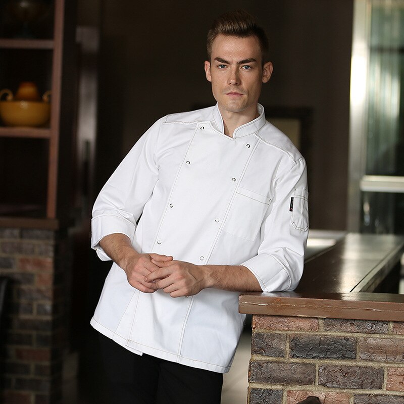 Qiu dong outfit dineren restaurant eetkamer naar keuken keukengereedschap na het koken in de lente en herfst outfit