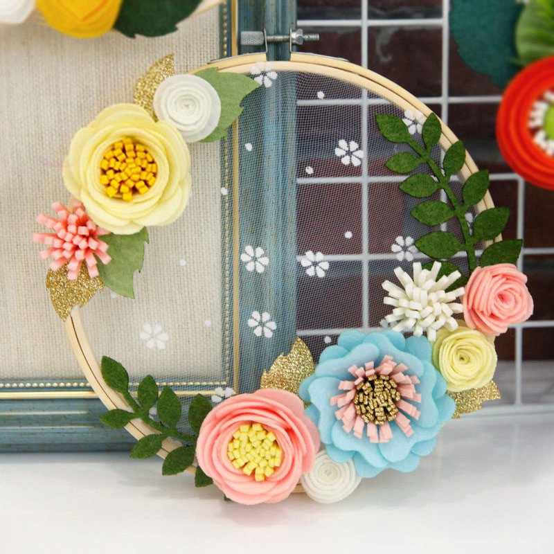 Handmade Beautiful Felt Flower Garland Artificial Flowers & Rattan Ornament For Home Wall Decor Felt DIY Package: Design 1