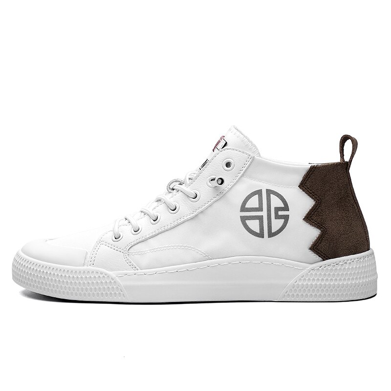 Sommar andas små vita skor herr high top board skor herr fashionabla och mångsidiga koreanska fritidsskor för män