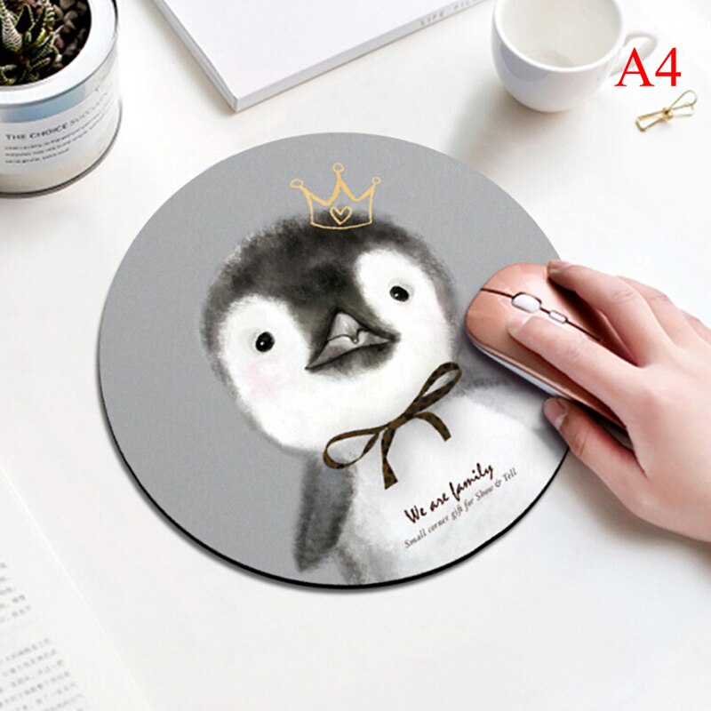 1pcs cartoon dier patroon muismat 20*3 cm ronde rubber muismat kantoor computer thuis non- slip desk pad: A4