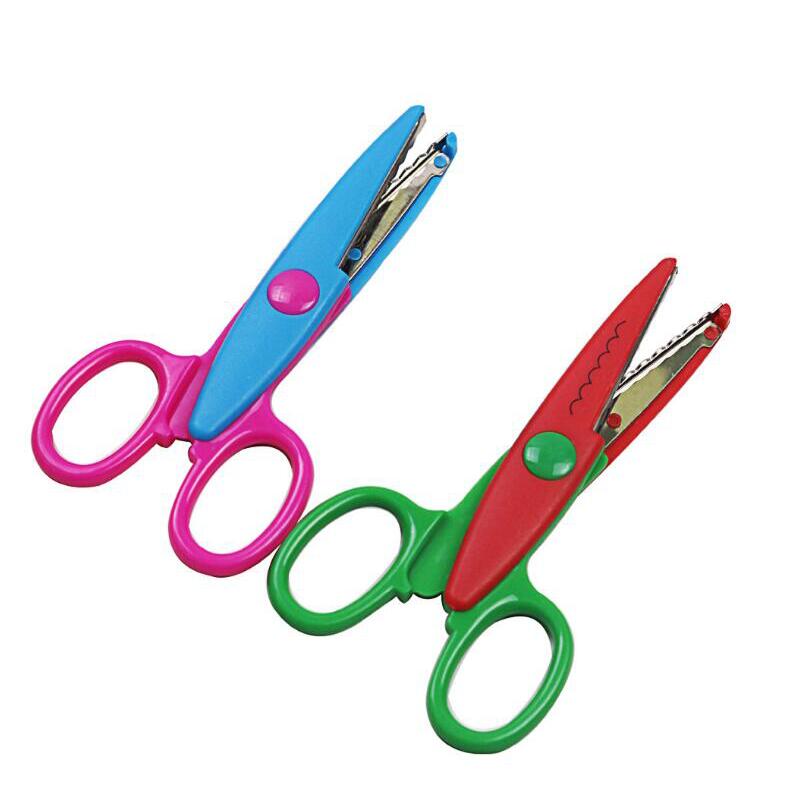 1 Pcs Handmade DIY 6 Patterns Album Lace Scissors Card Photo Pattern Scissors Cartoons Lace Scissors for Children