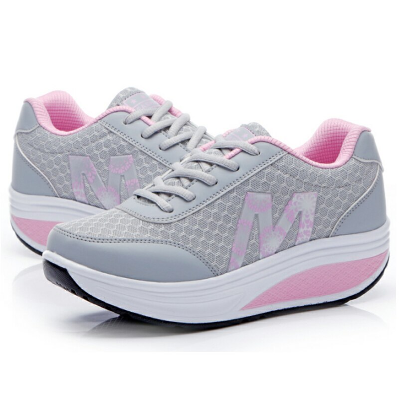 Women's Casual Mesh Breathable Increased Shake Shoes Fitness Shoes Outdoor Casual Shoes