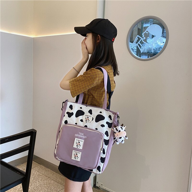 Koreaanse Grote Capaciteit Studenten Toevallige Emmer Zak Nylon Fluwelen Mode Meisje Een Schouder Cross-Body Bag Panelled handtas: purple with cow