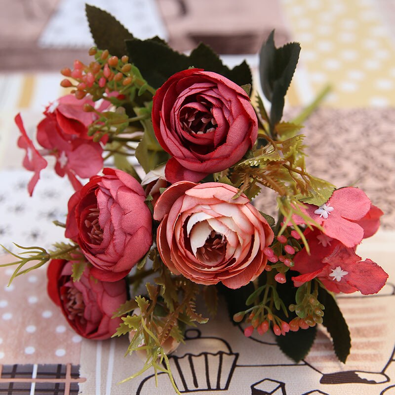 1 flok kunstige blomster billige små te roser til boligindretning bryllup dekorative blomster silke rose buket 28cm