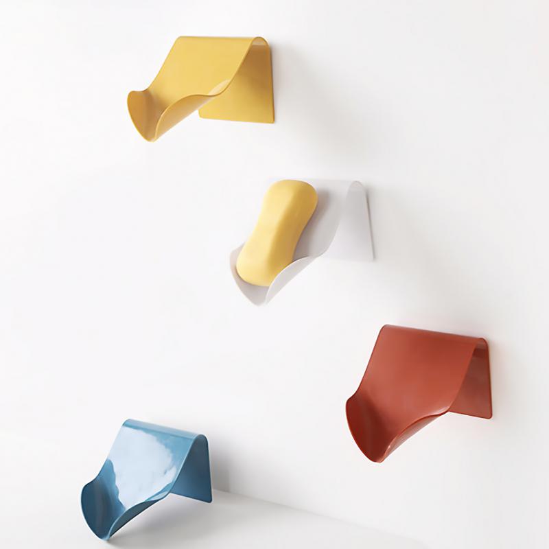 1PC Soap Holder Wall Mounted Hanging Bathroom Shower Soap Dish Shower Plates Soap Storage Drain Plastic Soap Tray Rack