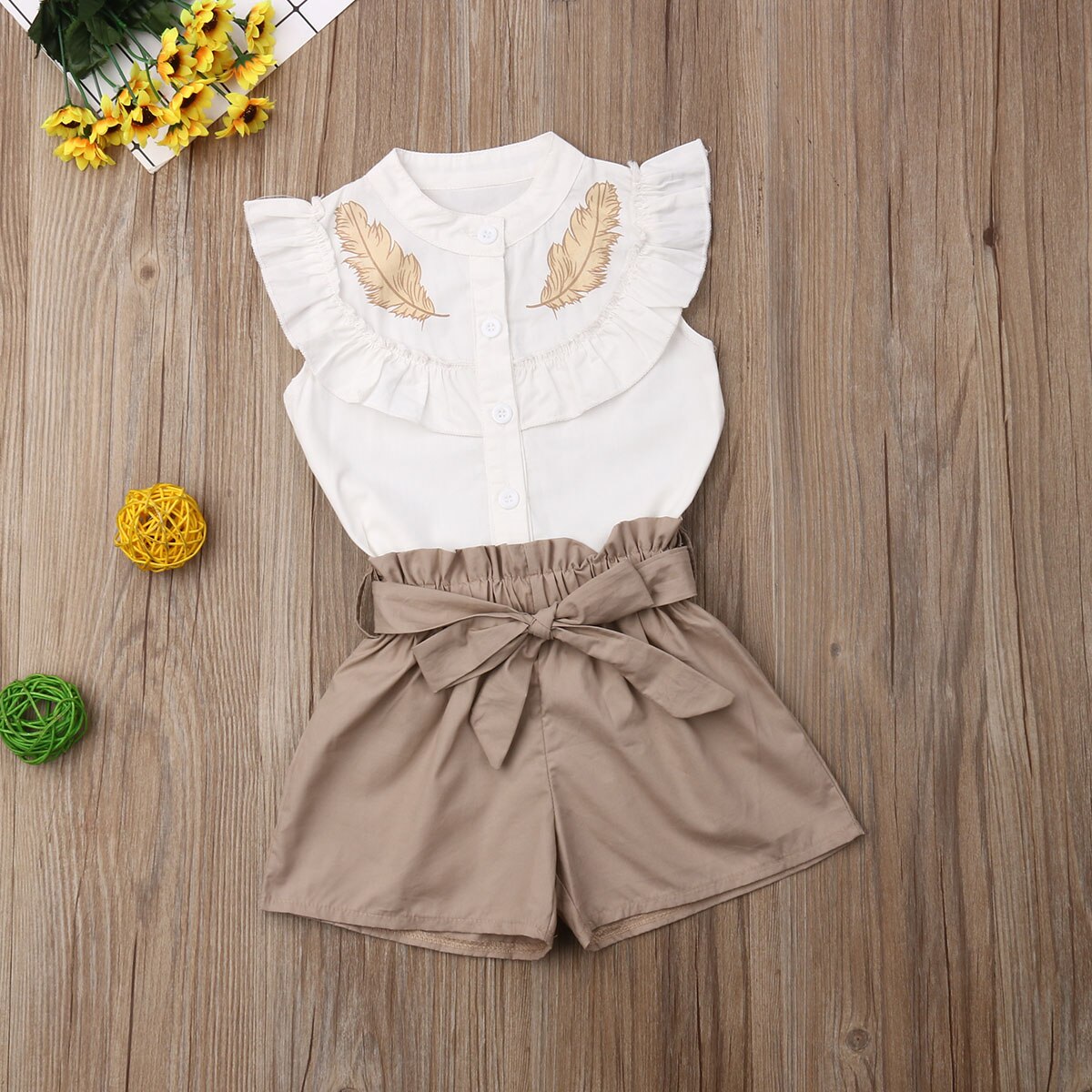 Lovely Kid Baby Girls Feather Clothes set top senza maniche estivi fasciatura pantaloncini 2 pezzi abiti moda abbigliamento 2-6 anni: White Brown / 3T