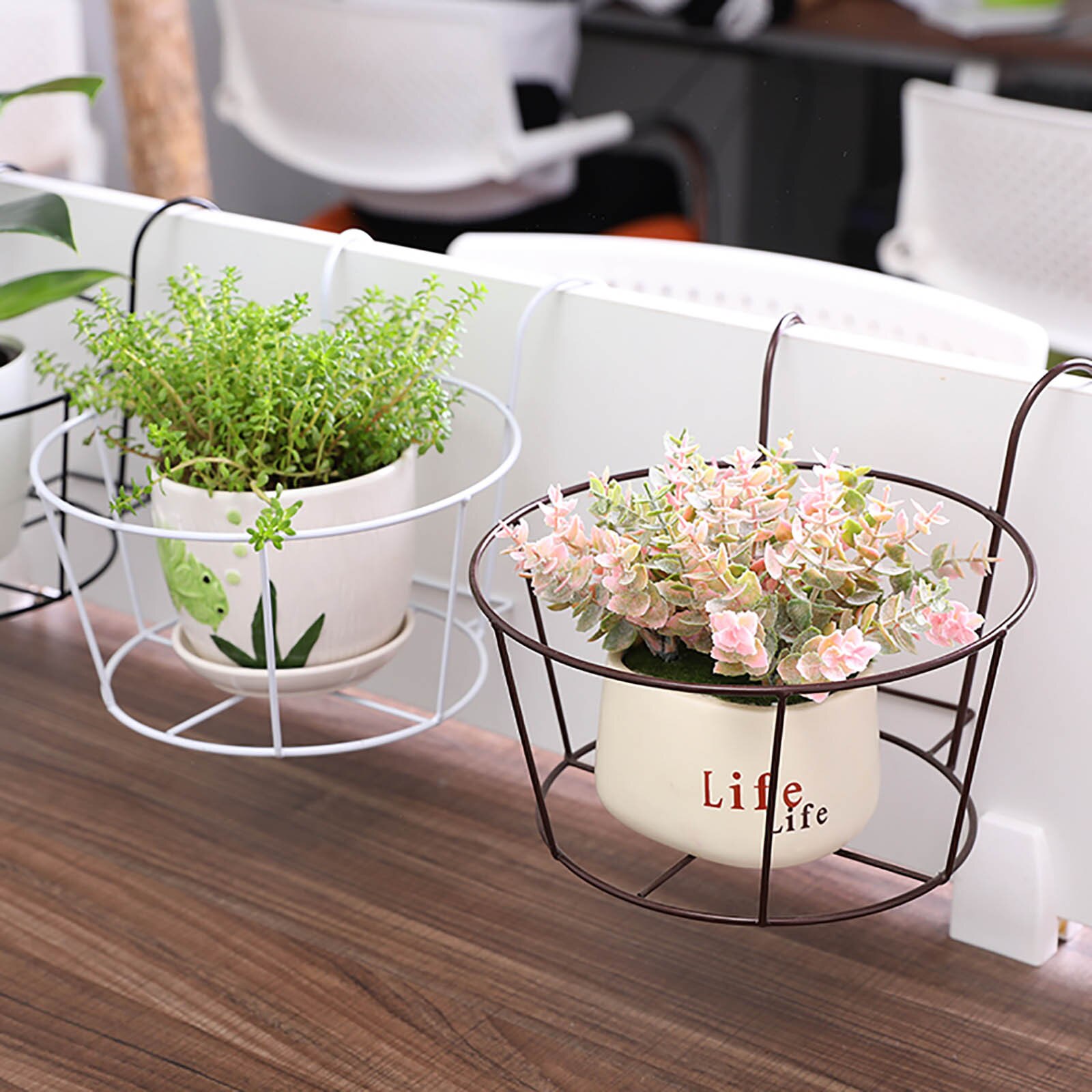 Soporte de Metal para plantas, Cestas colgantes para arte de Metal, soporte para maceta de flores sobre el riel, cerca de Metal, macetas, accesorios de cocina