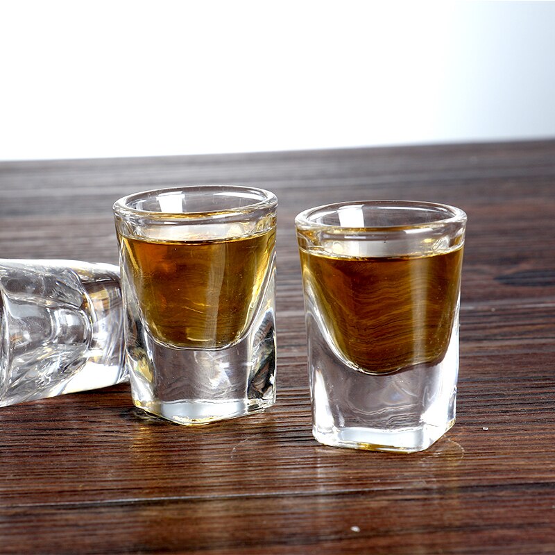 Sæt  of 6 stk 0.34oz maskinfremstillet blyfri tunge firkantede shotglas til vodka spiritus stærk spiritus bryllupsbar festværktøj 10ml