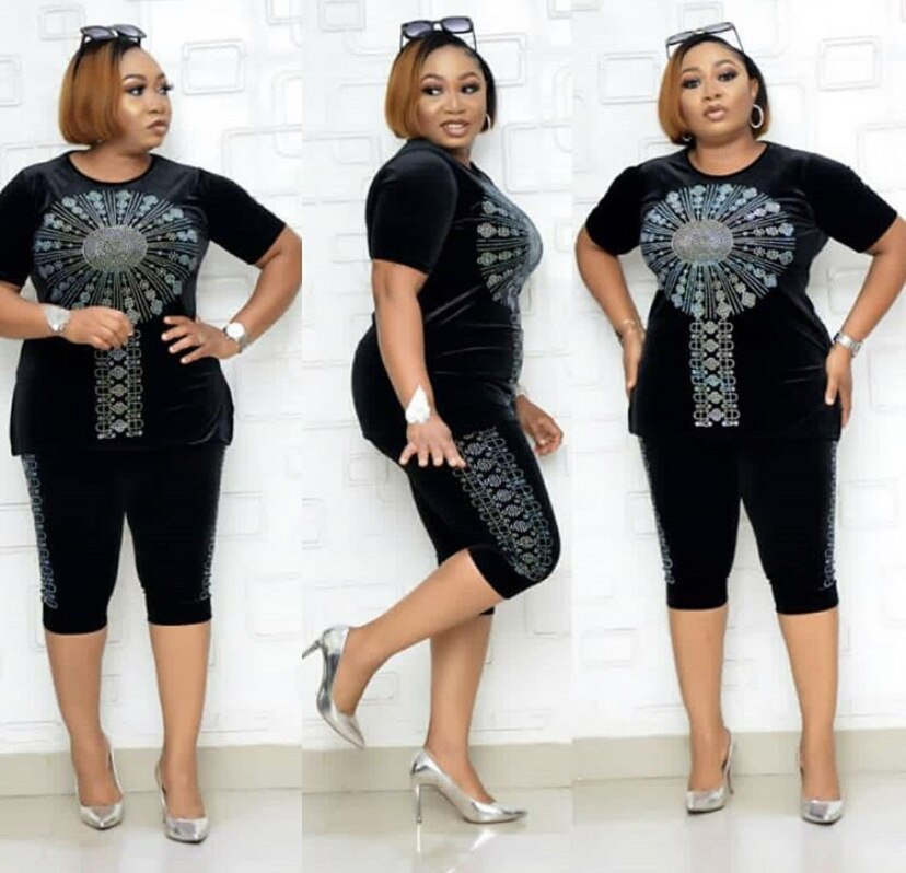 2 Two Piece Set Women African Clothes Summer Africa Suit Top And Shorts Super Elastic Plus Size African Suits For Lady: XXL