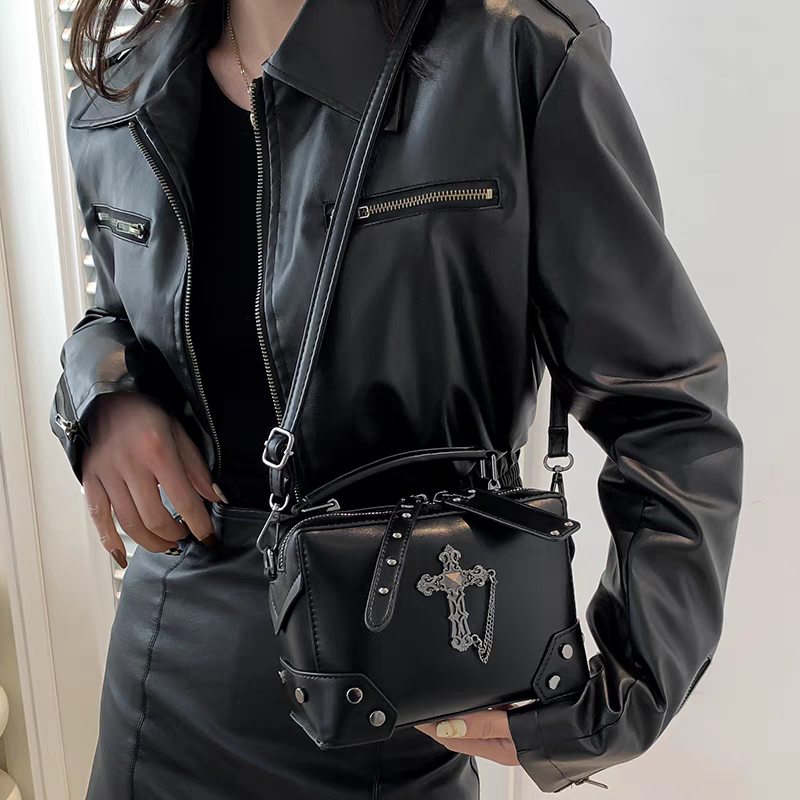 Petit sac à main à bandoulière carré punk gothique pour femme, poignée supérieure, croix tête de mort, cuir JOPU, initié, dame, sac à main, sac à main