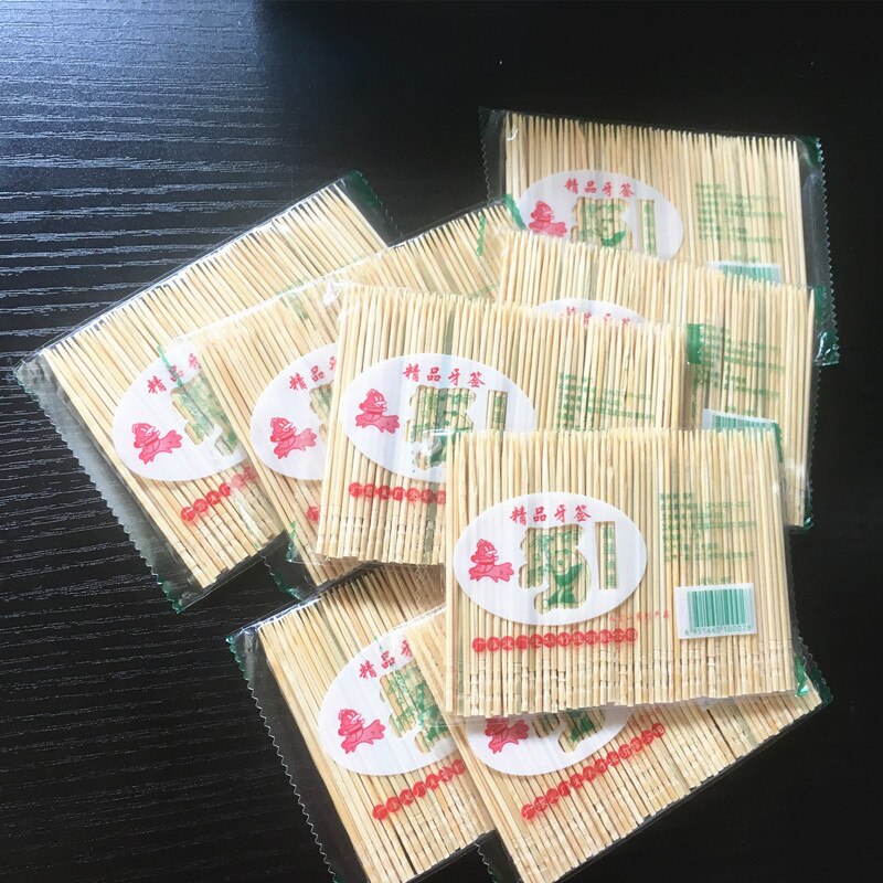 Jeu de pied de biche cure-dents