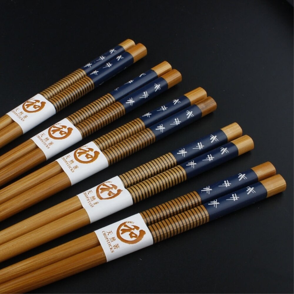5PCS/Pack Bamboo Chopstick Snow Chopsticks With Box Tableware Suit Chinese Food Dietary tools