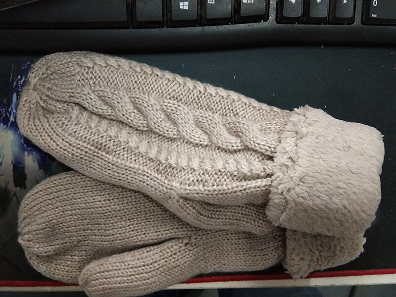 Kvinner strikker twist blomster votter vinter kvinnelig ull pluss kashmir fløyel fortykning varme helfingerhansker guantes  l45: Beige