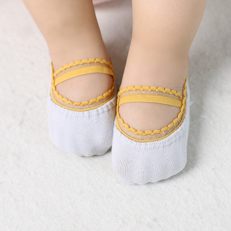 Verão rendas bebê meias cor sólida anti-deslizamento meias da menina do bebê com solas de borracha crianças macio algodão sapatos meias: style 2 gray