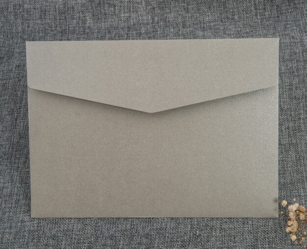 25pcs/lot 193x133mm(7.5" x 5.2") Pearl Color Paper Envelope 250g card Envelopes Invitation Envelope: 193x133 Gray