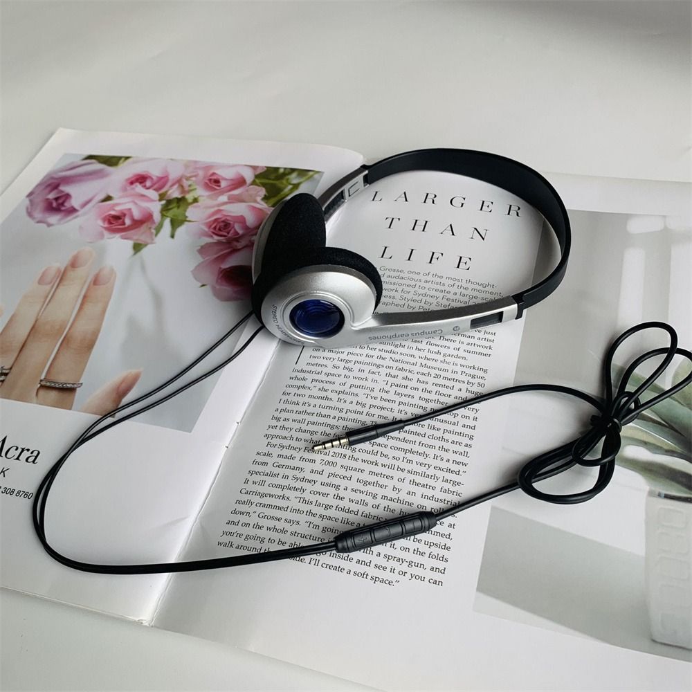 Auriculares Retro con cable para exteriores, audífonos clásicos con personalidad Millennium Wind Y2K, tipo C, Mp3: Rojo