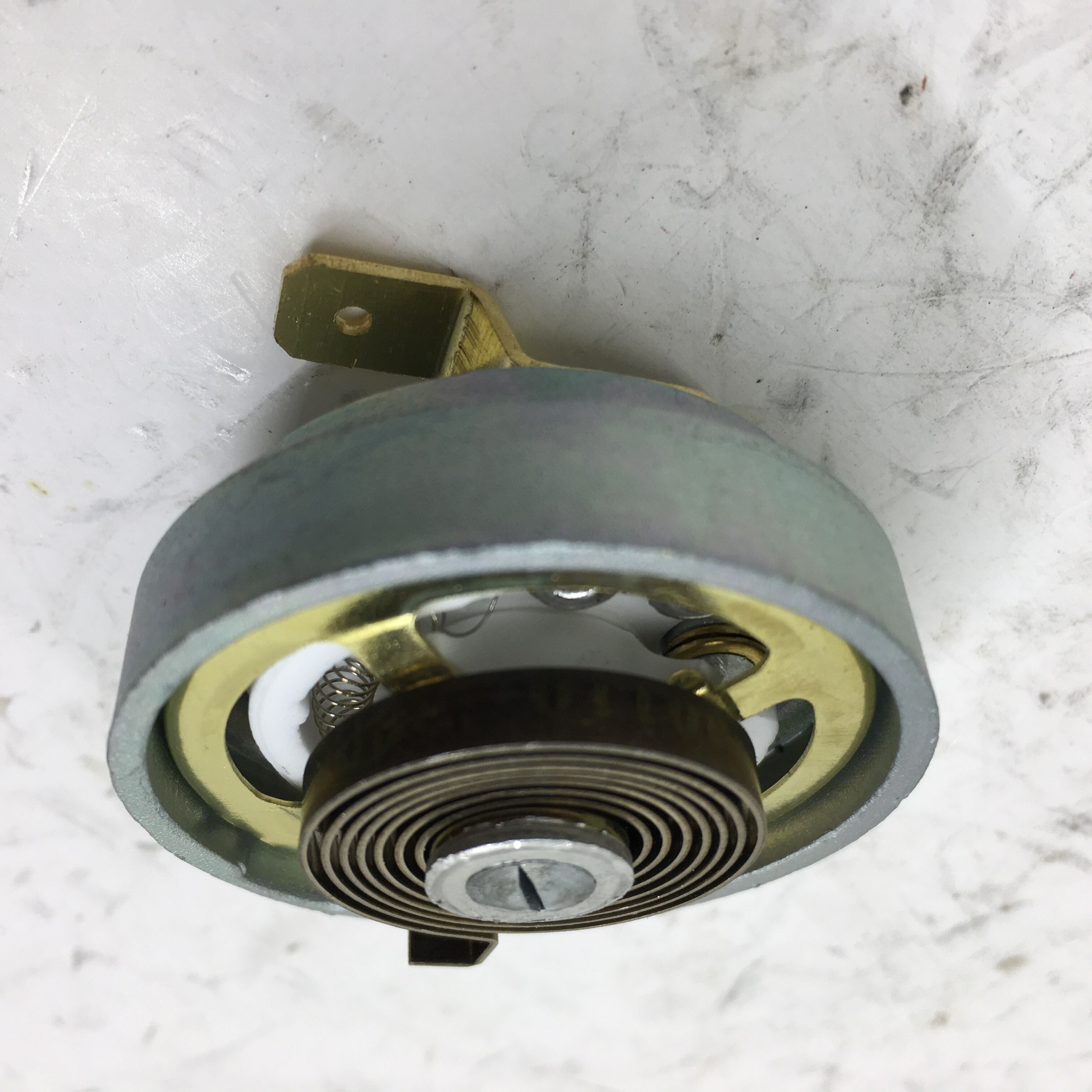 thumbnail image 2 of Empi 12V Choke Element For VW Bug Solex 30-34PICT Carburetor – 113-129-191G 2 of 5